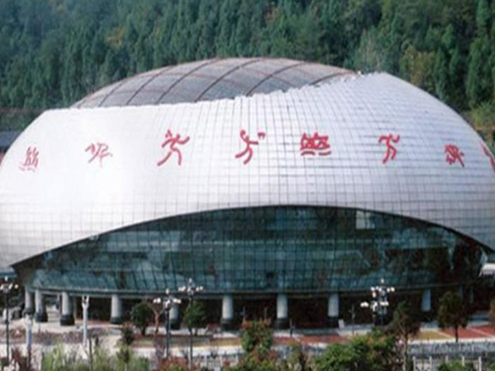 赤水体育中心球形网架加工安装